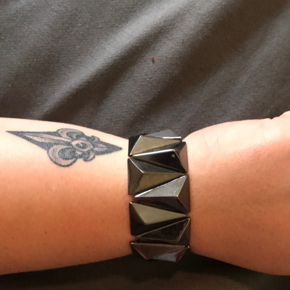 Bracelet - Picture 2 of 2